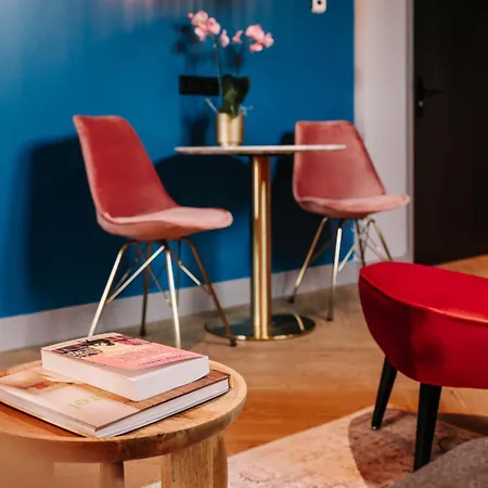 Appartement Keur - *